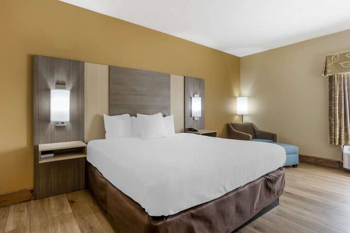 Room 12 of 31